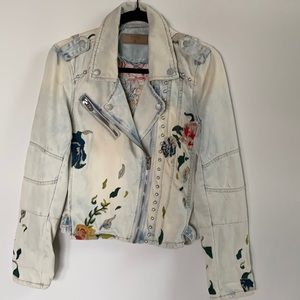 BLANK NYC Unique embroidered denim jacket